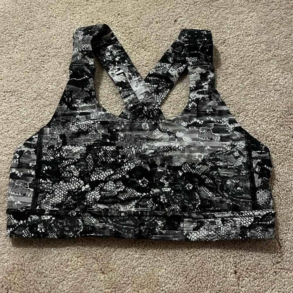 Lululemon cross back sports bra